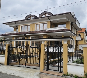 Дом в районе Минерални Бани, Бургас